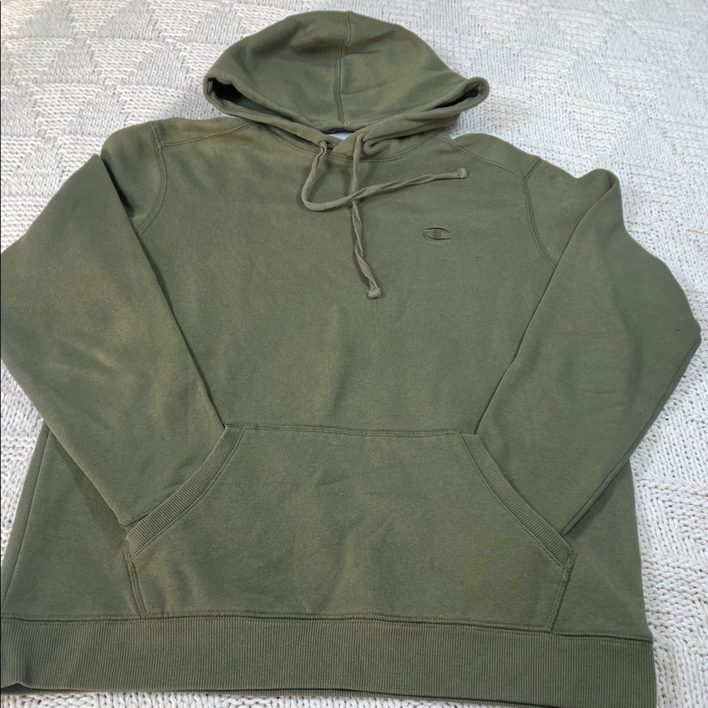Champion Men’s Pullover Hoodie